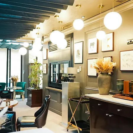 Hotel Eclat Luxury