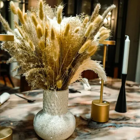 Eclat Luxury Hotel 5*