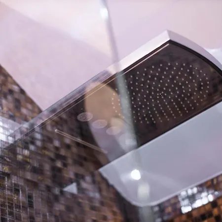 Eclat Luxury Hotel 5*