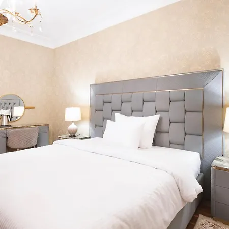 Eclat Luxury Hotel 5*