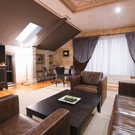 Eclat Luxury Hotel 5*