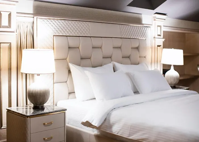 Eclat Luxury Hotel 5*